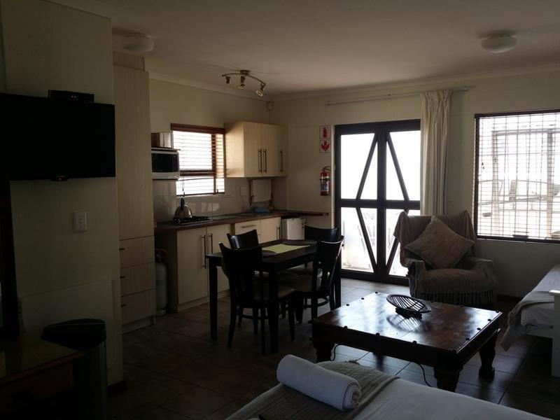 12 On Beach Guest House Saldanha Bay Exterior foto