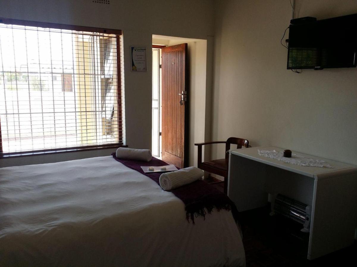 12 On Beach Guest House Saldanha Bay Exterior foto
